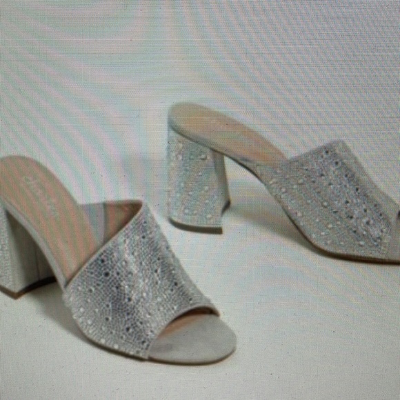 Charles David Formal Rhinestone Crystal Chunky heels - Picture 5 of 13